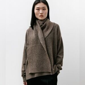 Toteme Draped Scarf Knit in Truffle